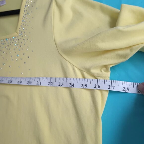 Quacker Factory 2x Bright Yellow Embellished Cotton T - Picture 7 of 9